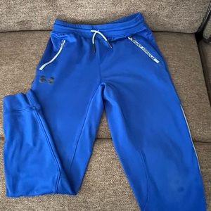 Under Armour, boys joggers. Size youth medium.